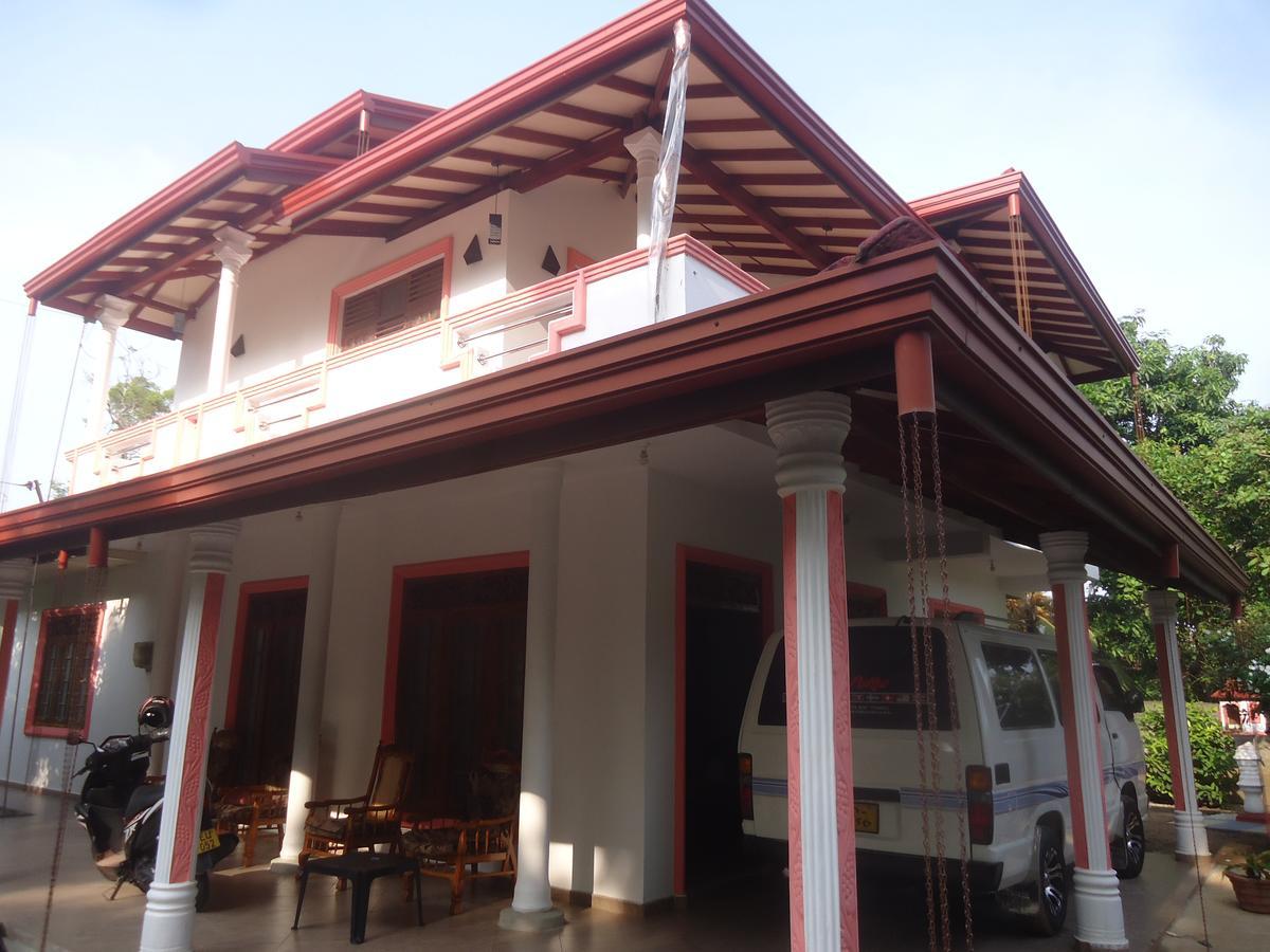 Relax Homestay Tangalle Exterior photo
